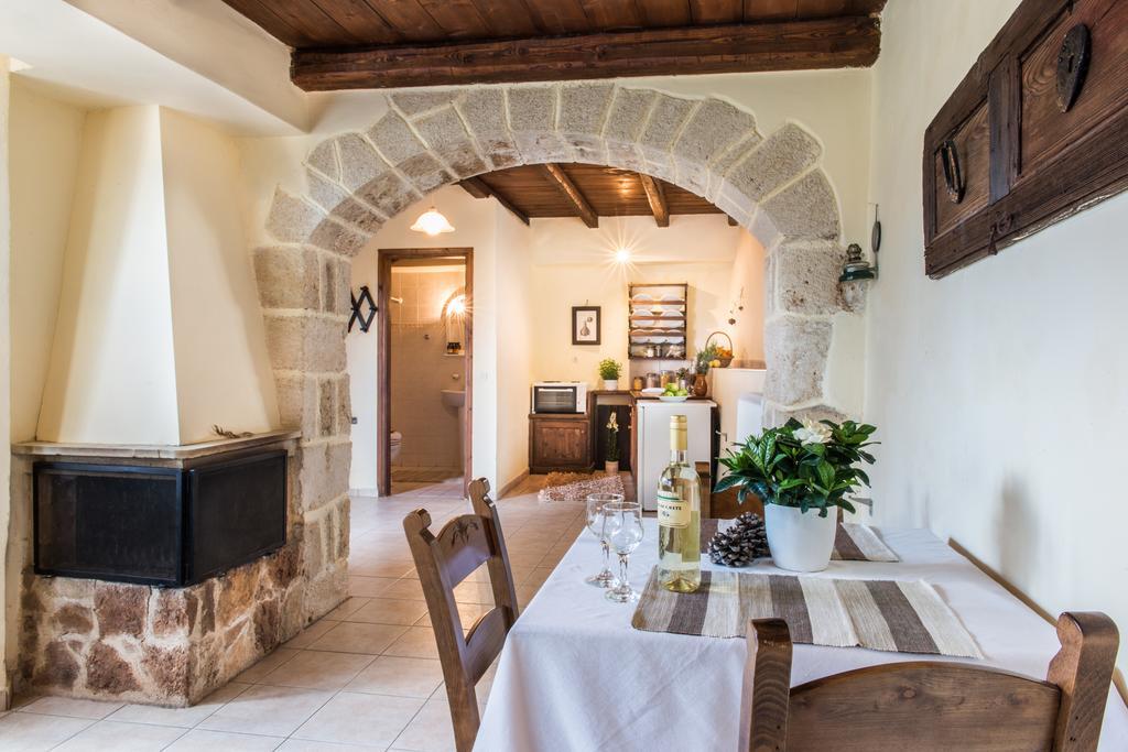 Antheia Houses Vámos Extérieur photo