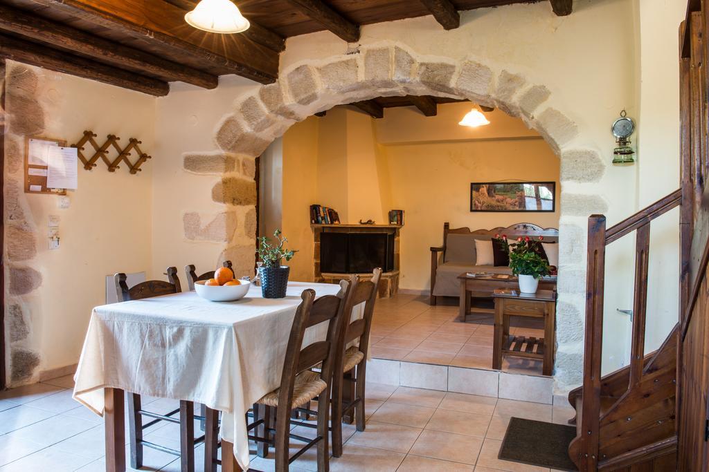Antheia Houses Vámos Extérieur photo